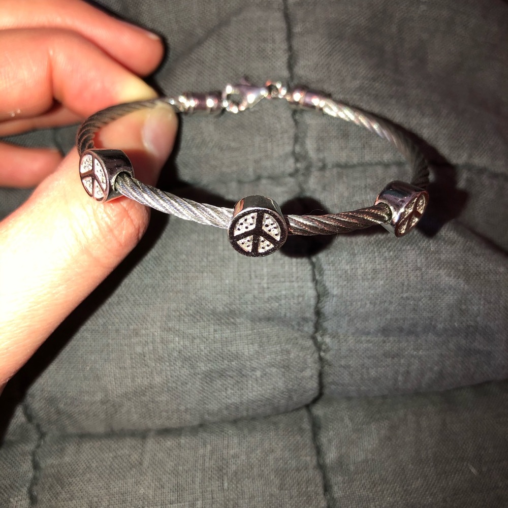 Peace Sign Adolescent Clasp Bracelet